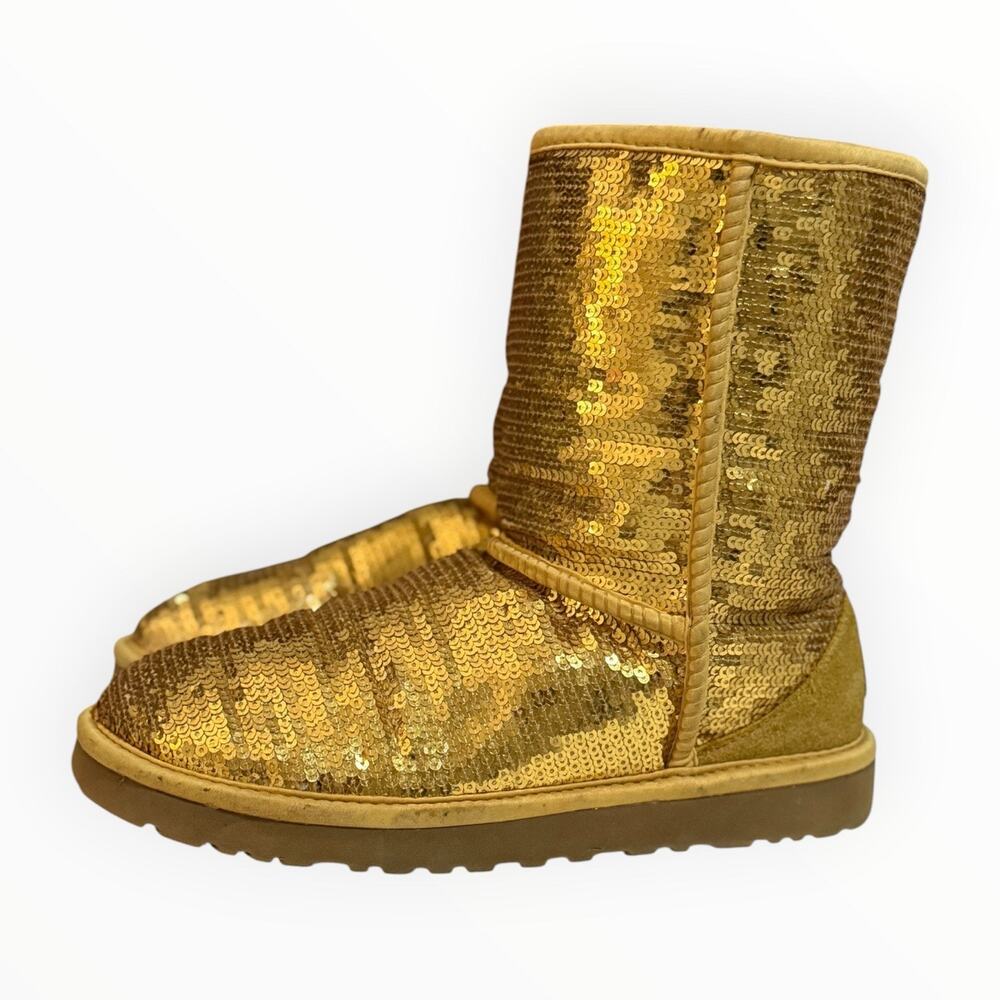UGG Classic Short Sparkles Gold Sequin Boots Women's Size 7 Style 3161